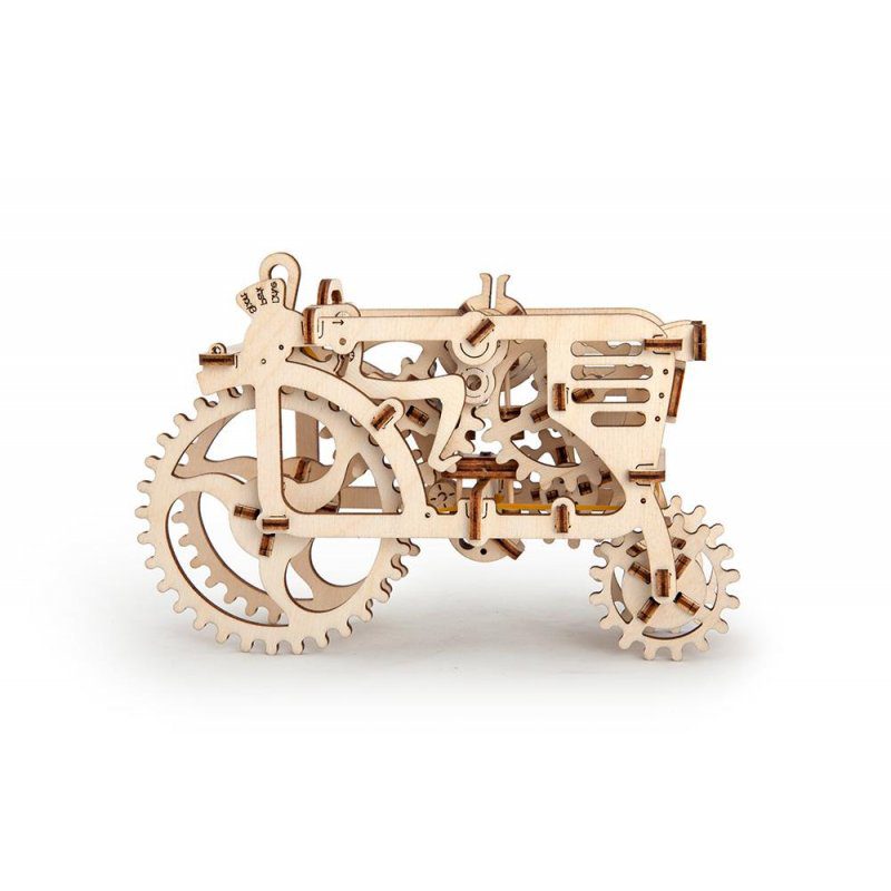 UGears - Tractor - Image 4