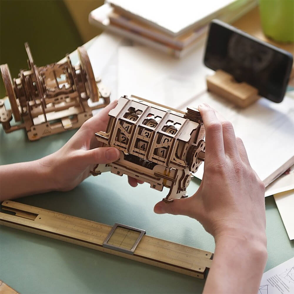 UGears - STEM Lab - Counter - Image 8