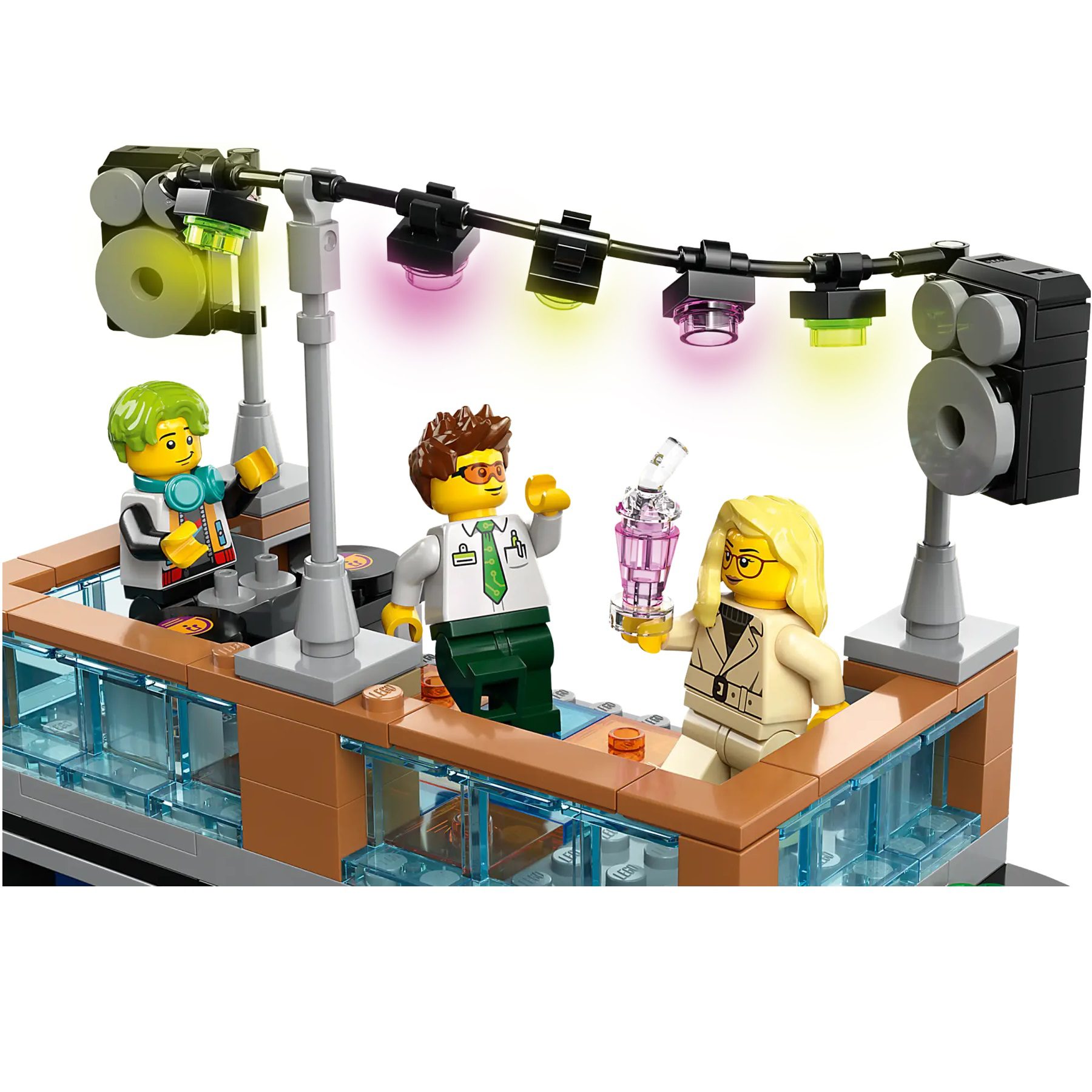 City - Downtown - Image 11