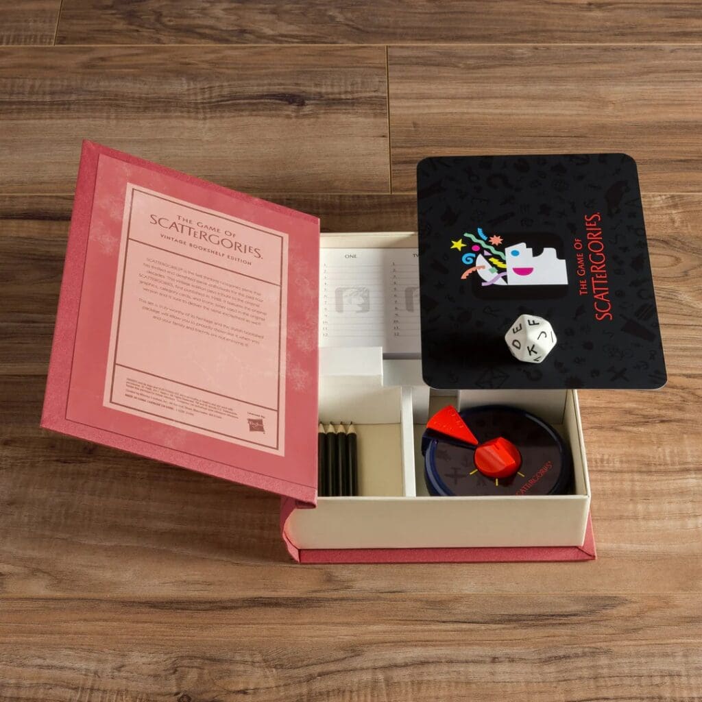 Scattergories Bookshelf Edition Mind Games